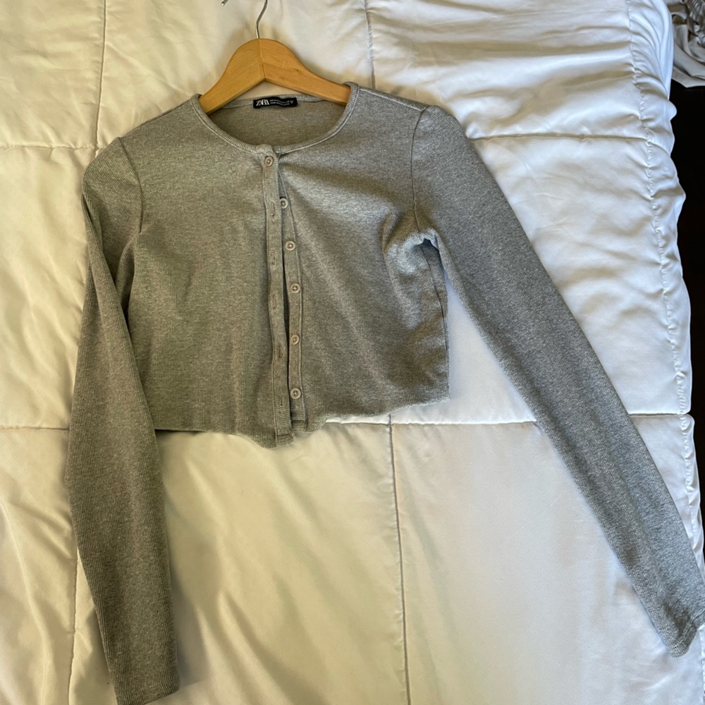 zara grey button up top